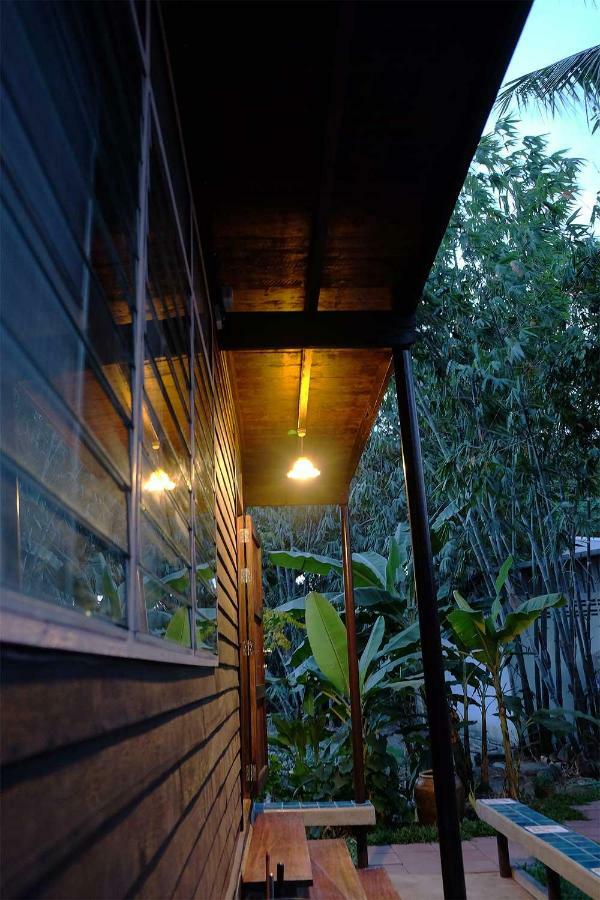 Yesterday Sathon Bangkok Exterior photo