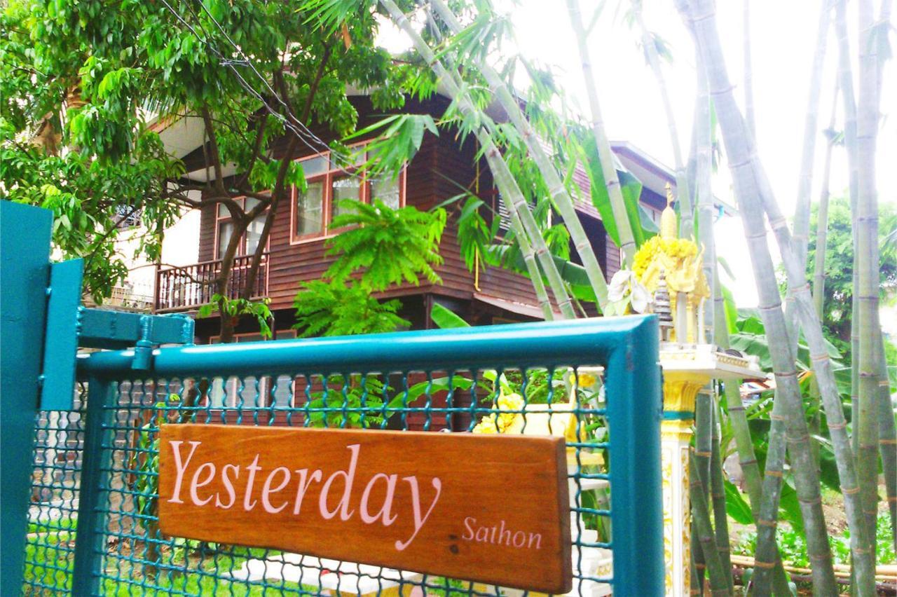 Yesterday Sathon Bangkok Exterior photo